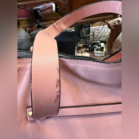 Valentino Garavani Rockstud Large Calfskin Tote - Picture 13 of 16